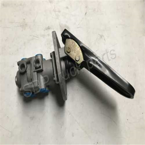 China CAMC truck parts foot brake valve 3514ADY-010