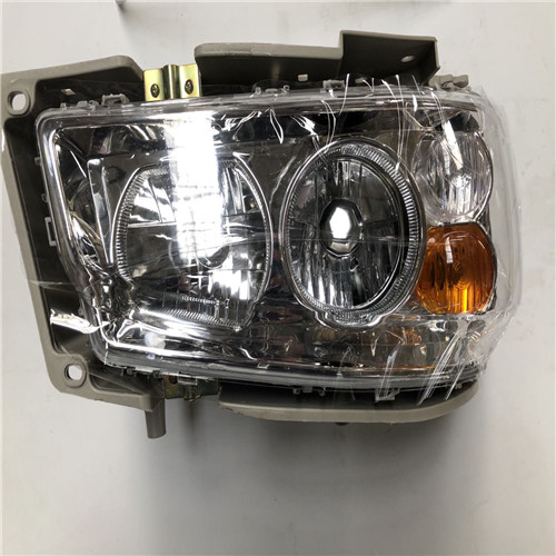 China sinotruk howo truck parts head light WG9100720111