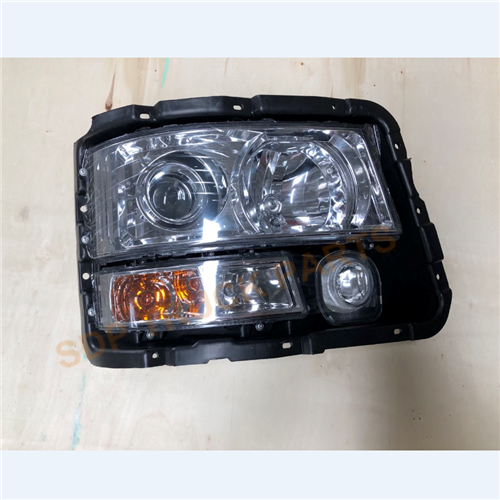 Shaanxi shacman  F3000 truck spare part  hear light DZ93189723020